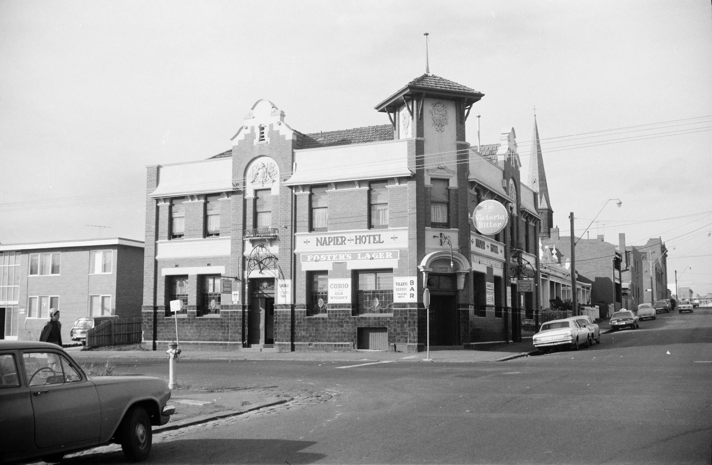 The Napier Hotel — corner pub on Napier Street, Fitzroy